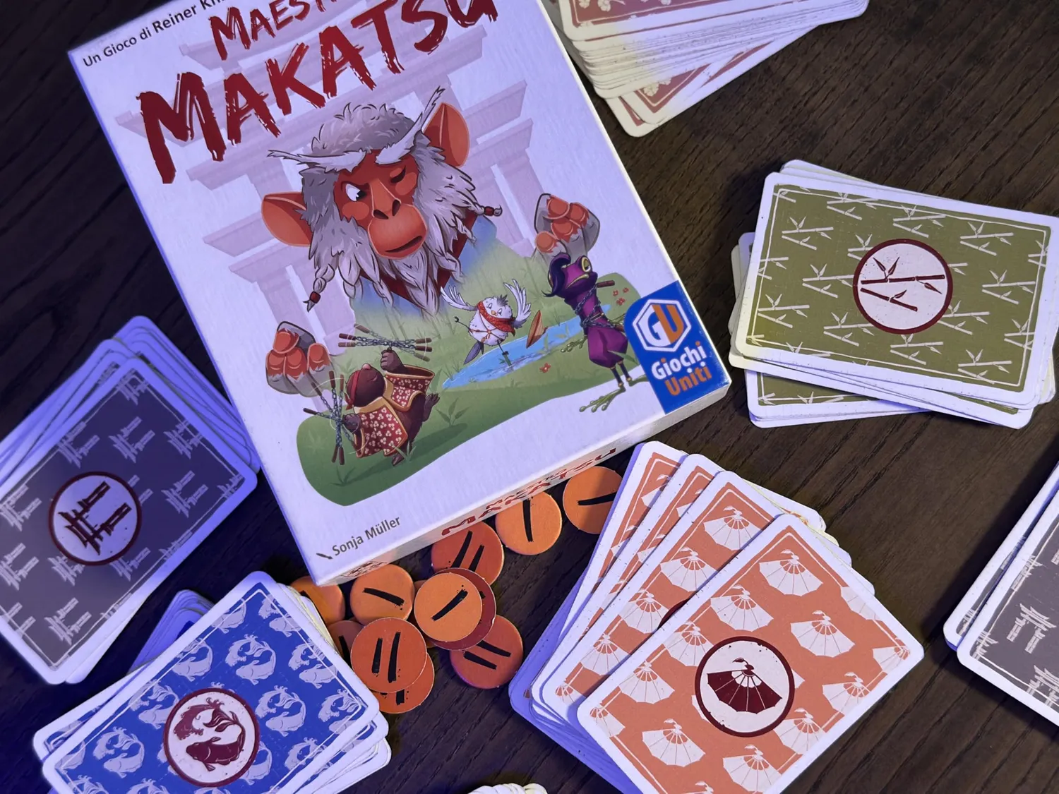 Giochi Uniti Maestro Makatsu Gioco di carte ITA 2-6 giocatori