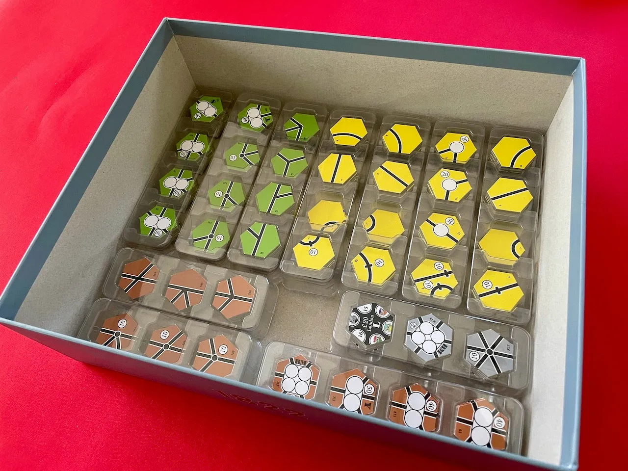 All-Aboard Games 1822 Series Tile Holder Set vassoi 13 pezzi